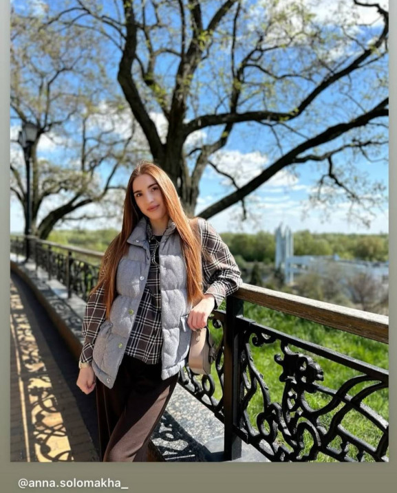 17/1 Жилетка пухова кашемірова на кнопках